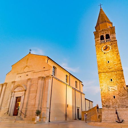 Umag Center Apartment Parking By Rentistra エクステリア 写真