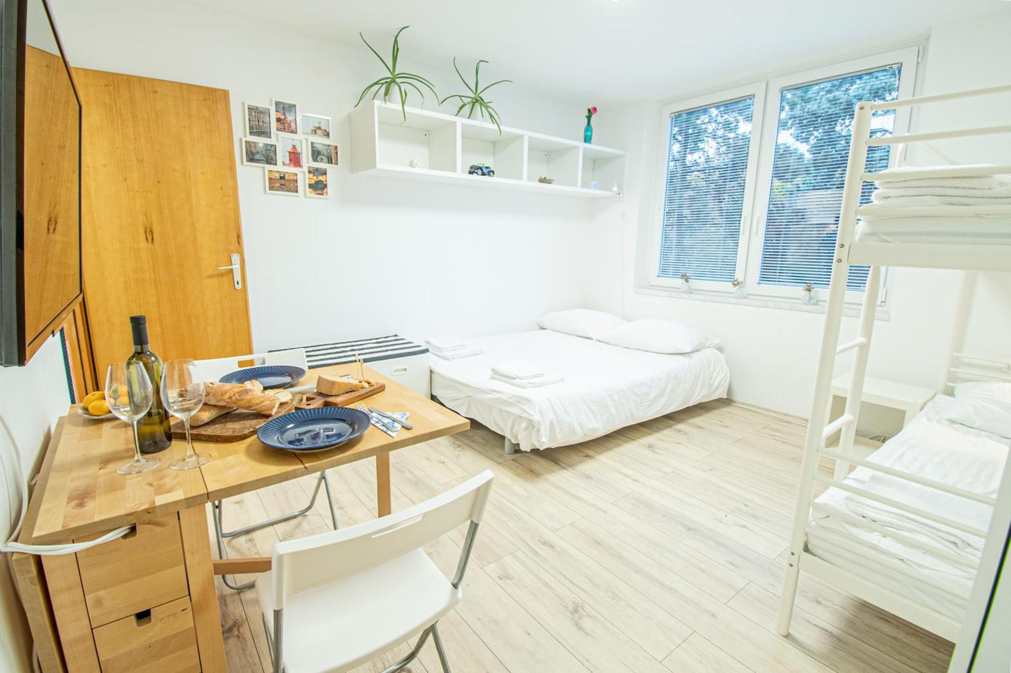 Umag Center Apartment Parking By Rentistra エクステリア 写真